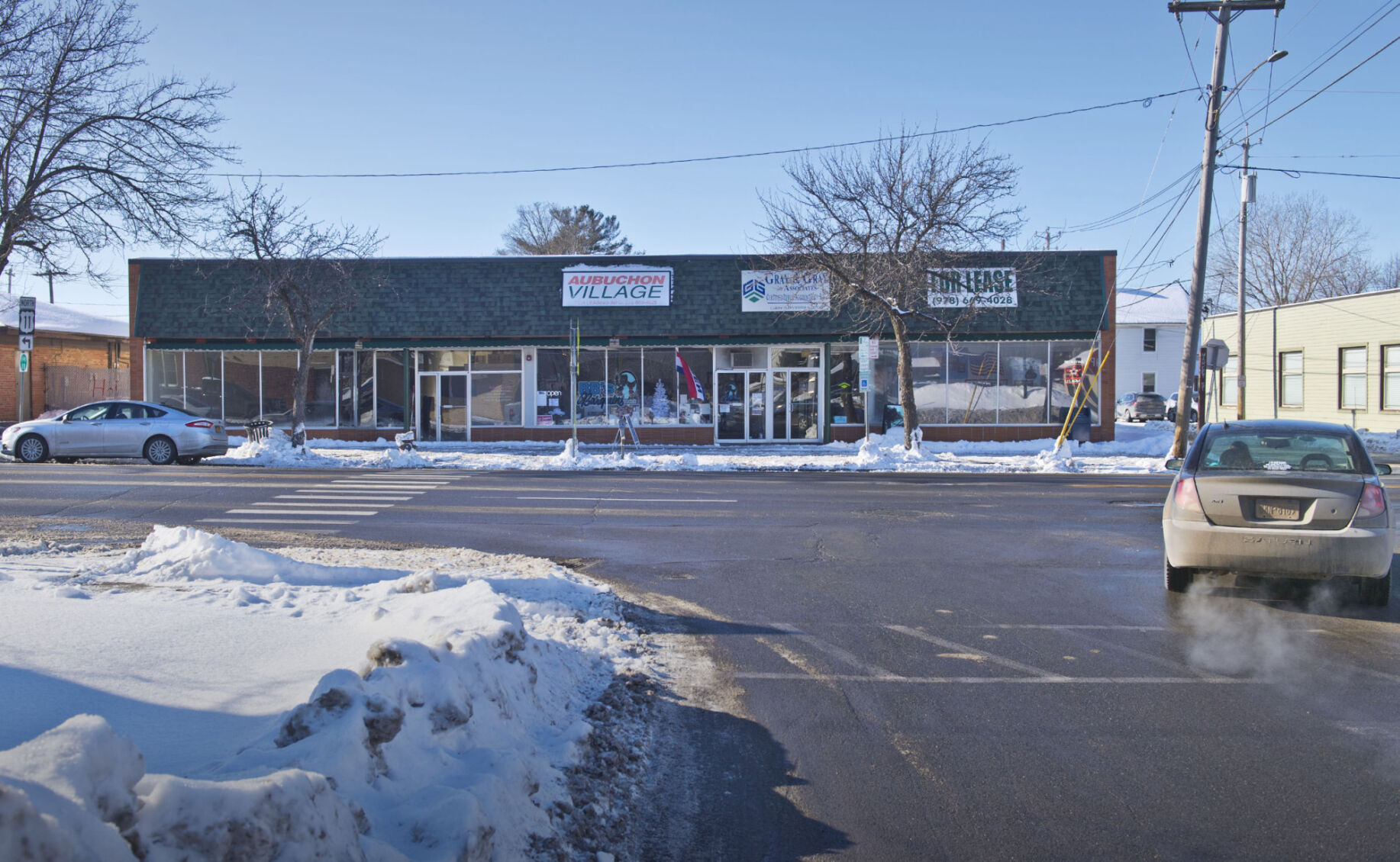 Co-op plans to expand, relocate